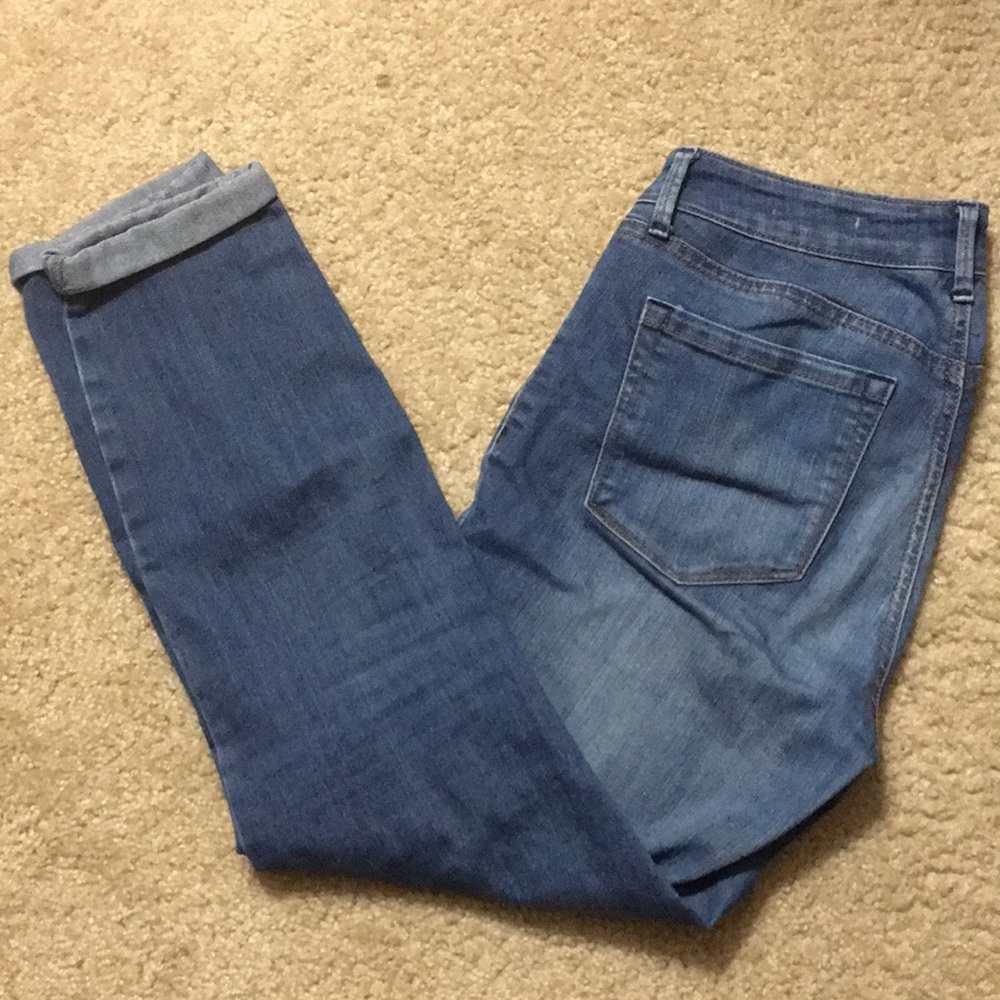 Jessica Simpson rolled crop skinny size 4/27